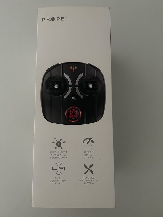Dron Star Wars TIE Advanced x1 Propel