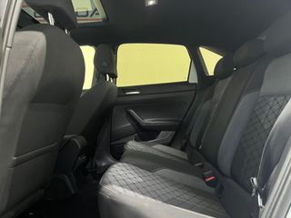 VOLKSWAGEN TAIGO R-LINE CON TECHO SOLAR 2022