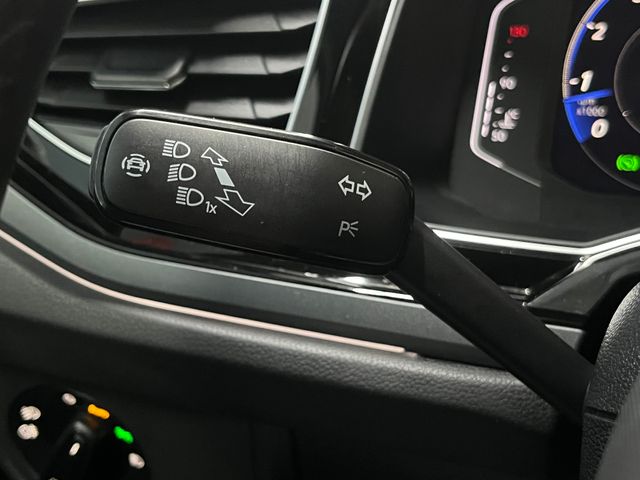 VOLKSWAGEN TAIGO R-LINE CON TECHO SOLAR 2022