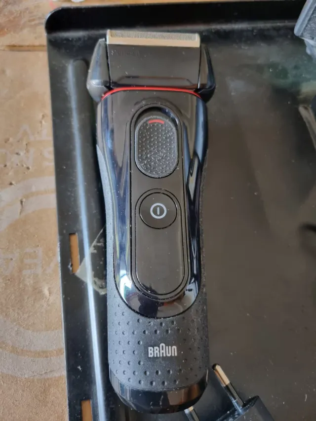 Máquina Afeitar Eléctrica Braun Serie 5