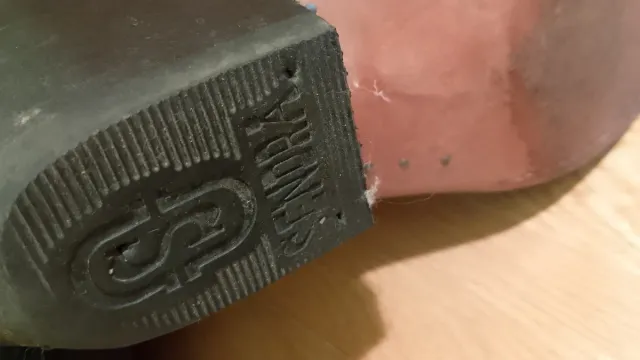 Botas de cuero.Marca SENDRA. Número 42_43.Ver foto