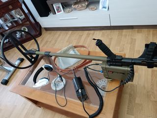 Detector metales RELIC HAWK  de Minelab.