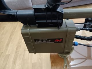 Detector metales RELIC HAWK  de Minelab.