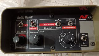 Detector metales RELIC HAWK  de Minelab.