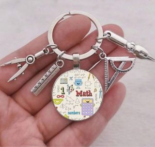 LLAVERO NUEVO ARQUITECTO APAREJADOR MATEMÁTICAS