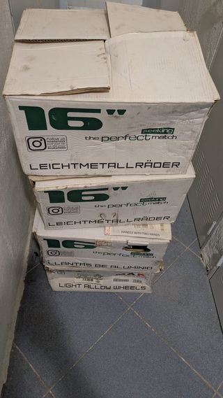 Llantas 16” de hierro con tapacubos