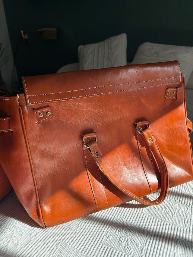 Maletas Vintage de mano en cuero marrón