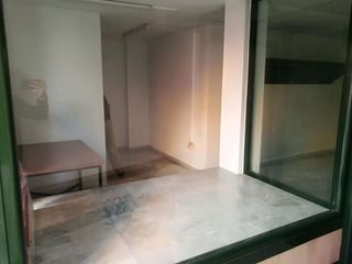Local comercial en alquiler en Marchena
