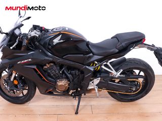 HONDA CBR 650 R A2