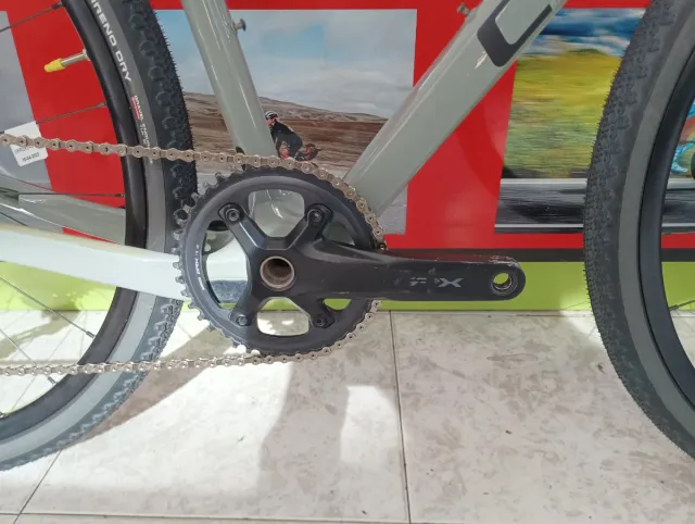 CUBE NUROAD C:62 CARBON Talla M