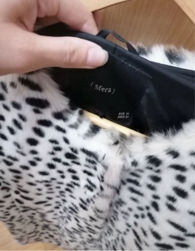 Abrigo estampado leopardo