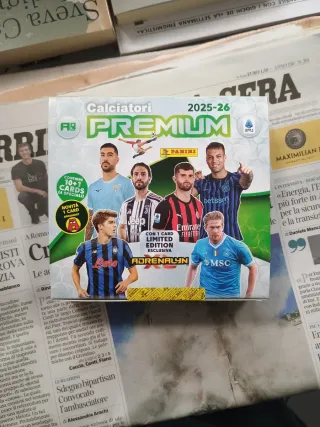 Calciatori Adrenalyn Premium Serie A 2025-26