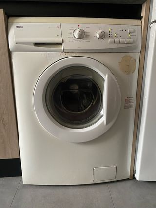 Lavadora Zanussi 7 kgs funcionando perfectamente 