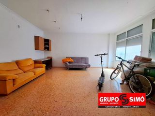 Casa adosada en venta en Picassent