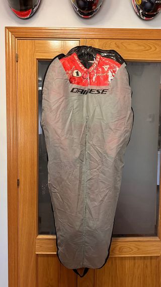 Mono Dainese Max Biaggi Replica Talla 52