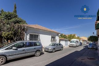 Terreno en venta en Avda. De los Ogíjares en Armilla