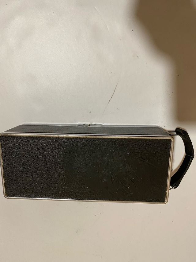 Radio RCA Victor Plata y Negra