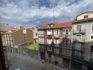 Piso en venta en Puerto Chico en Santander