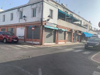 Local comercial en venta en Gines