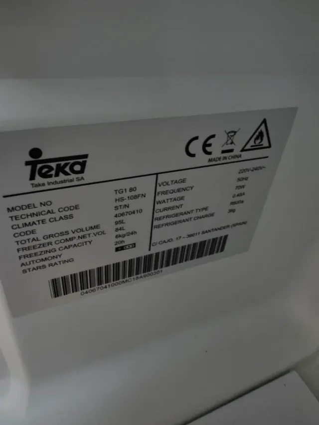 Congelador vertical Teka