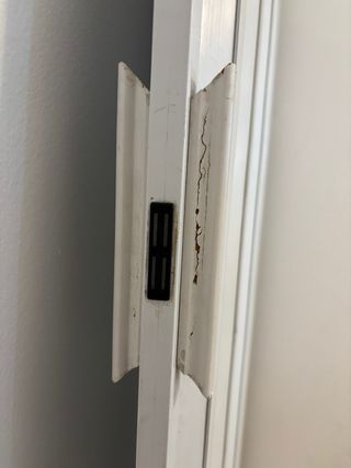 Puerta plegable plástica con tirador