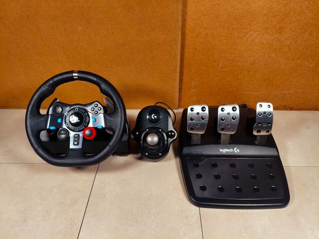Logitech G29 - Volante + Pedaliera + Cambio
