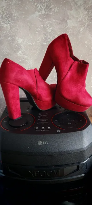 Botines de ante burdeos T.39 Bourdeos