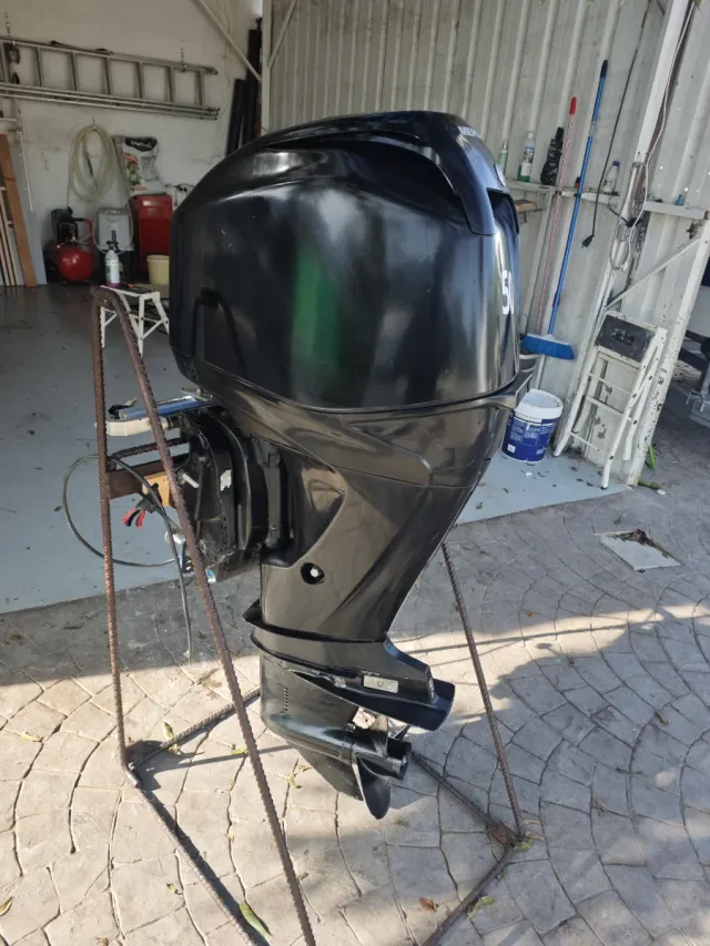 Motor fueraborda Mercury 50 cv 4 tiempos