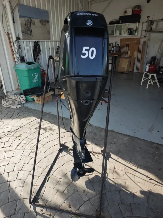 Motor fueraborda Mercury 50 cv 4 tiempos
