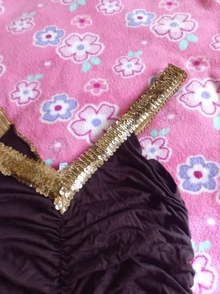 Top marrón lentejuelas