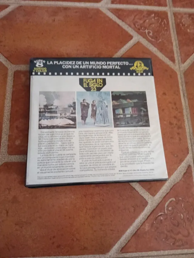 Fuga en el Siglo 23 Super 8 Sonido y Color