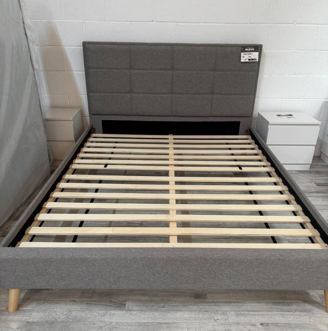 Oferta!! Cama Matrimonial 150cm Gris