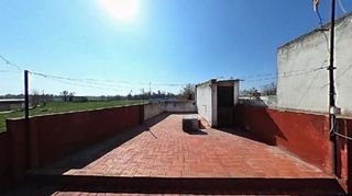 Chalet en venta en Lora del Río