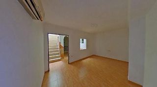 Chalet en venta en Lora del Río