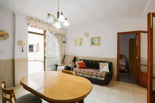 Piso en venta en El Mercado en Manises