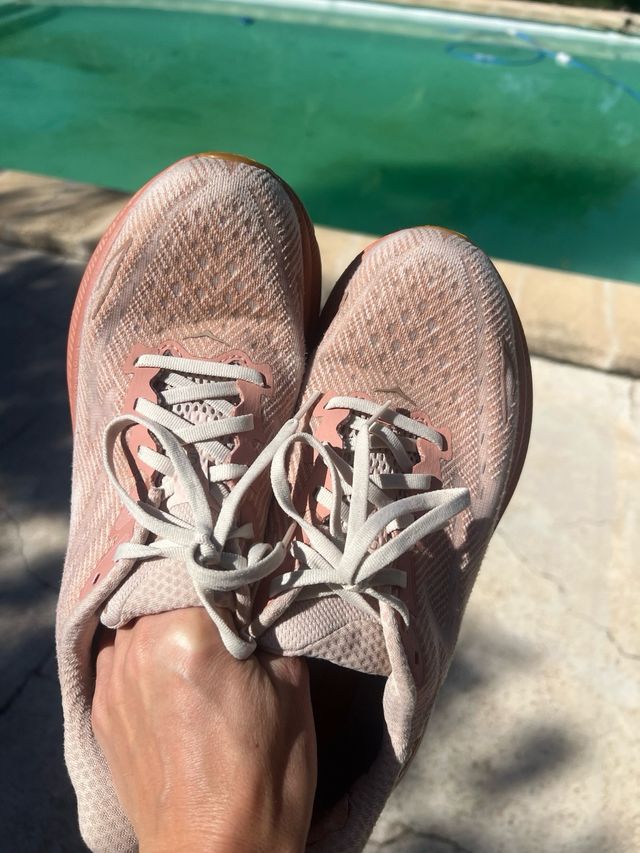 HOKA Clifton 10 Talla 40.5