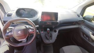 Peugeot Partner 1.5B-HDI. 102 CV. Long 2020.