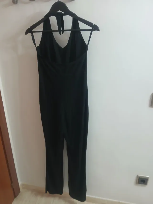 Mono negro halter