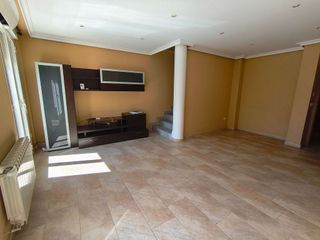 Casa pareada en venta en Coria