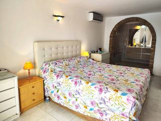 Chalet en venta en El Faro de Calaburra - Chaparral en Mijas