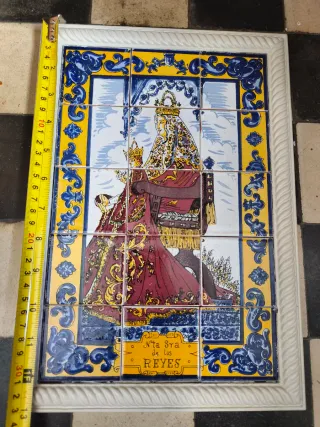 Azulejo Virgen de los Reyes