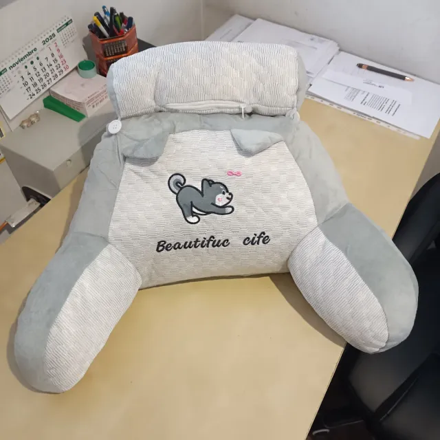 Cojín de lectura gris y blanco