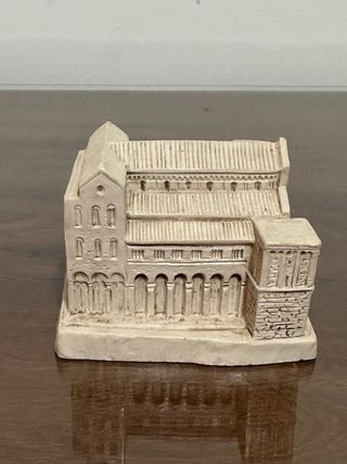 Miniatura souvenir resina Bari