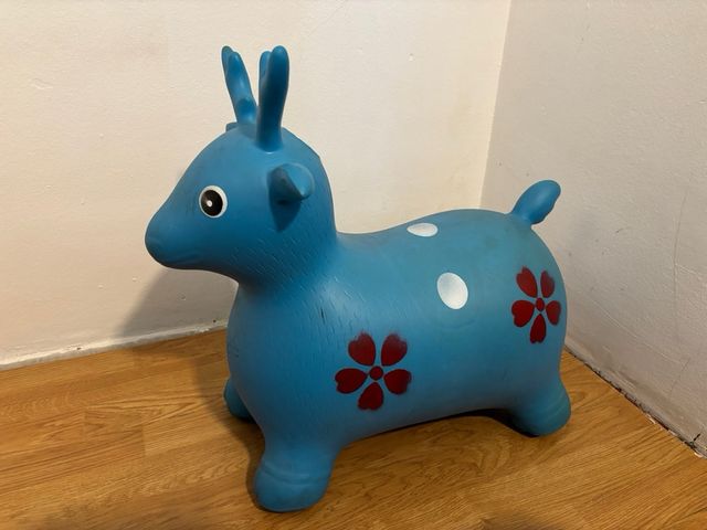 Reno Saltarín Azul Infantil