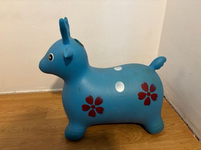 Reno Saltarín Azul Infantil