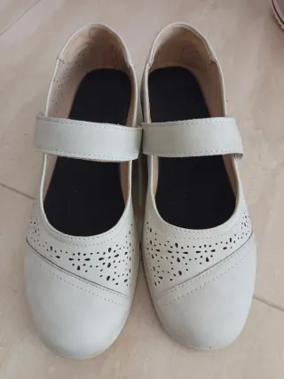 Zapatos blancos mujer