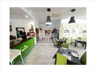 Local comercial en venta en Carcaixent