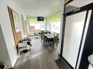 Local comercial en venta en Carcaixent