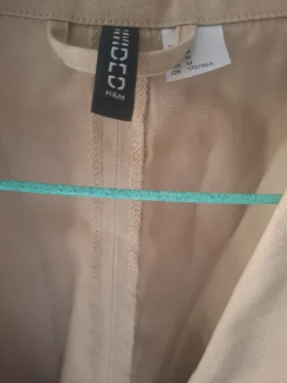 Gabardina corta H&M beige