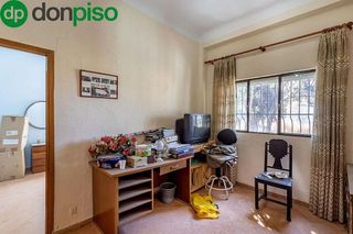 Terreno en venta en Avda. De los Ogíjares en Armilla